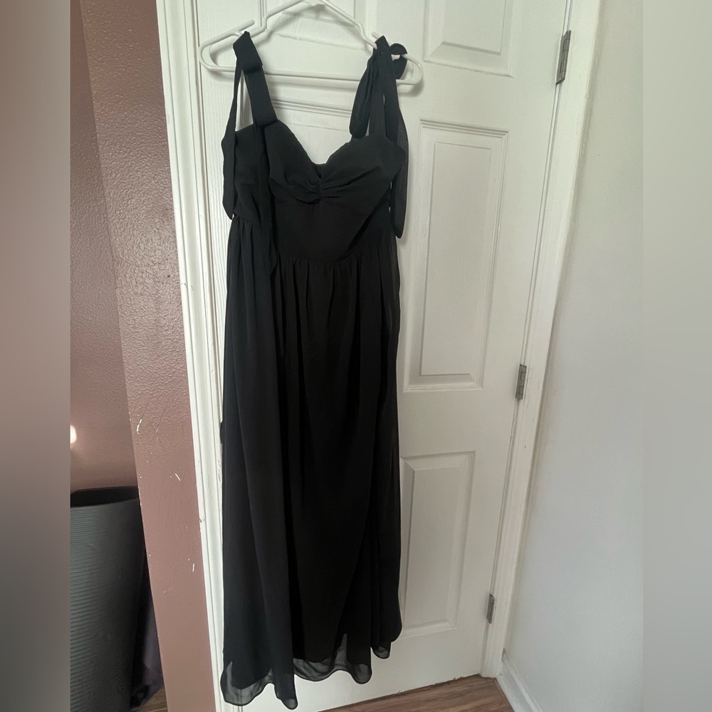 Elegant Black Evening Dress